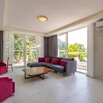 ادا كوشاداسيه