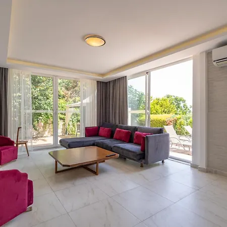Ada Kuşadası