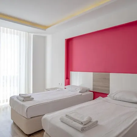 ヴィラ Ada クシャダス